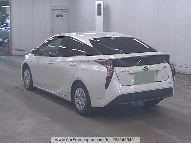 toyota prius 2018 quick_quick_DAA-ZVW50_ZVW50-6119055 image 2