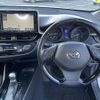 toyota c-hr 2017 -TOYOTA--C-HR DAA-ZYX10--ZYX10-2038616---TOYOTA--C-HR DAA-ZYX10--ZYX10-2038616- image 17