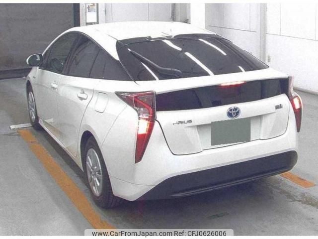 toyota prius 2017 quick_quick_DAA-ZVW50_8068452 image 2