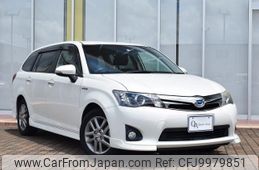 toyota corolla-fielder 2014 quick_quick_DAA-NKE165G_7032597