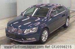 volkswagen passat 2013 -VOLKSWAGEN--VW Passat 3CCAX-WVWZZZ3CZDP047553---VOLKSWAGEN--VW Passat 3CCAX-WVWZZZ3CZDP047553-