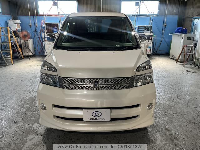 toyota voxy 2005 quick_quick_DBA-AZR60G_AZR60-0449857 image 2