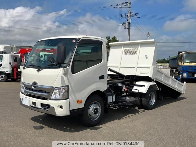 hino dutro 2024 -HINO--Hino Dutoro 2KG-XZU700X--XZU700-****990---HINO--Hino Dutoro 2KG-XZU700X--XZU700-****990- image 1