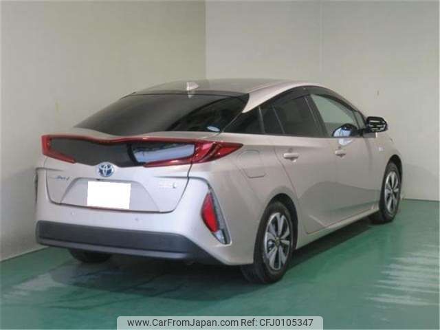 toyota prius-phv 2017 -TOYOTA--Prius PHV DLA-ZVW52--ZVW52-3014986---TOYOTA--Prius PHV DLA-ZVW52--ZVW52-3014986- image 2