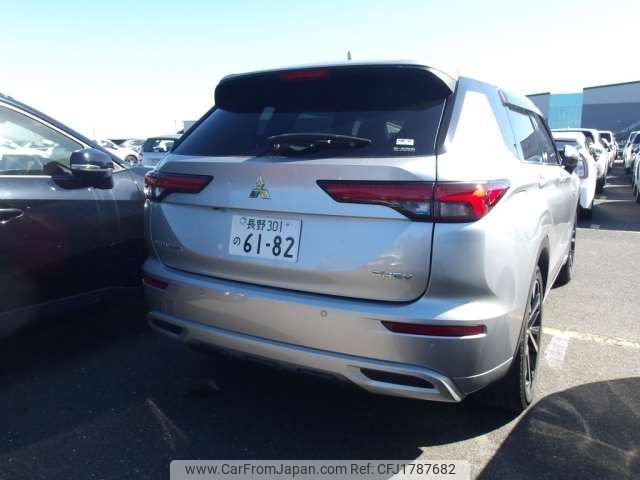mitsubishi outlander-phev 2022 CFJ1787682 image 2