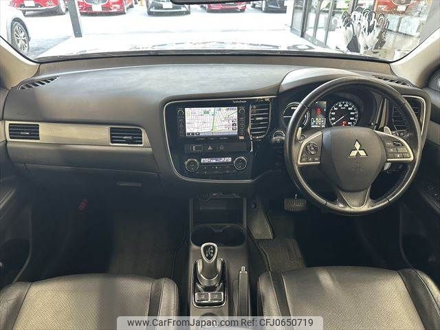 mitsubishi outlander-phev 2013 -MITSUBISHI--Outlander PHEV DLA-GG2W--GG2W-0004481---MITSUBISHI--Outlander PHEV DLA-GG2W--GG2W-0004481- image 2