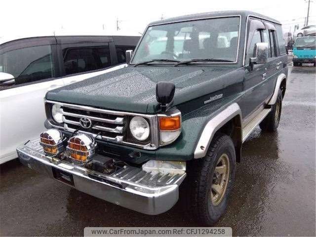 2001 Toyota Land Cruiser HZJ76K - Car Price $28,200