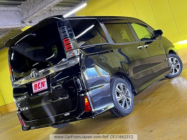 toyota voxy 2020 CFJ1862312 image 2