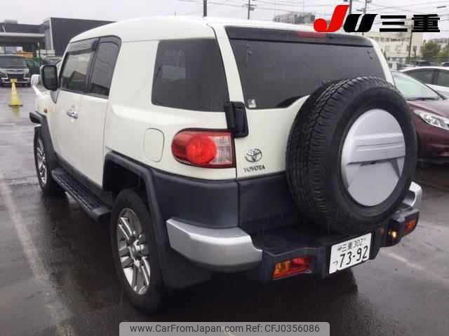 toyota fj-cruiser 2013 -TOYOTA 【三重 302ﾂ7392】--FJ Curiser GSJ15W-0124196---TOYOTA 【三重 302ﾂ7392】--FJ Curiser GSJ15W-0124196- image 2