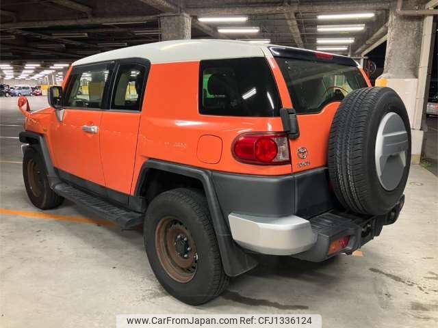 toyota fj-cruiser 2013 -TOYOTA--FJ Curiser CBA-GSJ15W--GSJ15-0125552---TOYOTA--FJ Curiser CBA-GSJ15W--GSJ15-0125552- image 2