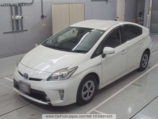 toyota prius 2013 -TOYOTA--Prius ZVW30-5631881---TOYOTA--Prius ZVW30-5631881- image 1