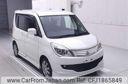 mitsubishi delica-d2 2012 CFJ1865849