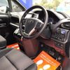 toyota voxy 2018 quick_quick_DAA-ZWR80W_ZWR80-0346065 image 9