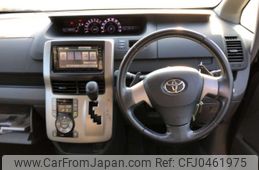 toyota voxy 2008 NIKYO_BK28460