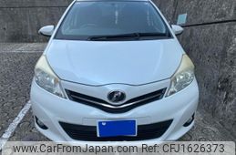 toyota vitz 2011 CFJ1626373