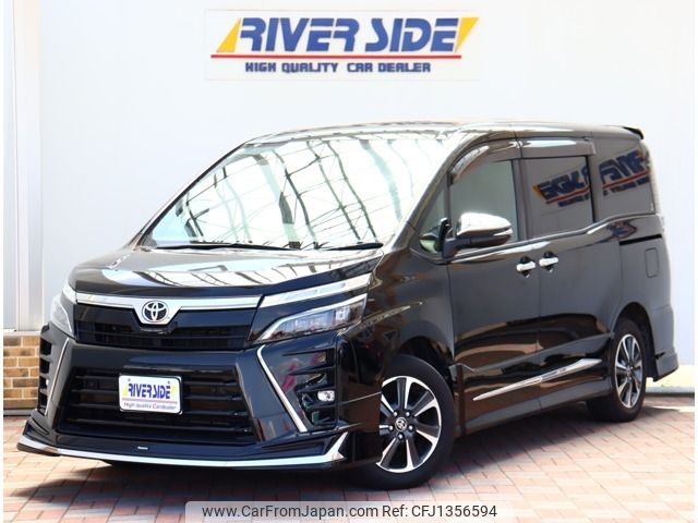 toyota voxy 2020 -TOYOTA--Voxy 3BA-ZRR80W--ZRR80-0636530---TOYOTA--Voxy 3BA-ZRR80W--ZRR80-0636530- image 1