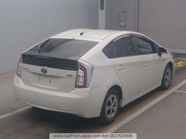toyota prius 2014 CFJ1525936 image 2