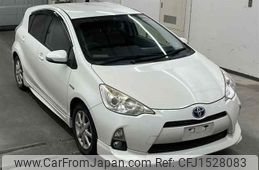 toyota aqua 2012 CFJ1528083