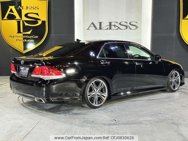toyota crown 2012 CFJ0830626 image 2