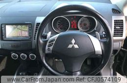 mitsubishi outlander 2006 NIKYO_FK84869