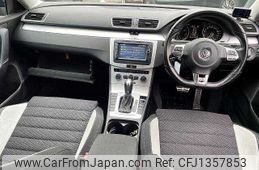 volkswagen passat 2015 504928-931152