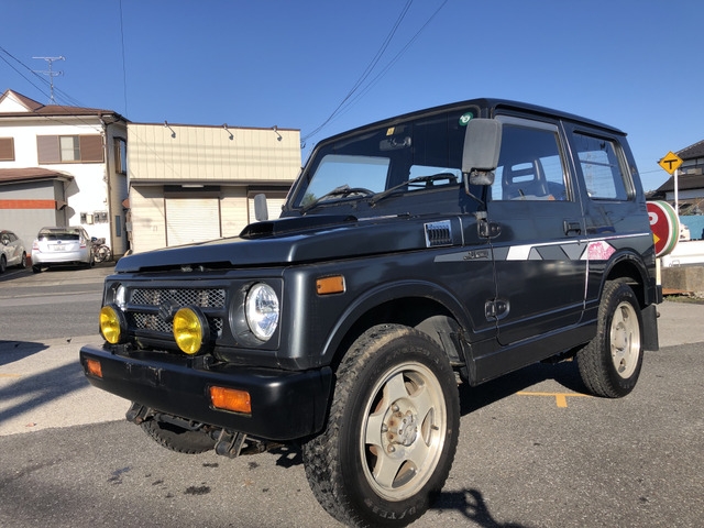 car_c4e59581-94a0-41fe-82a3-