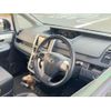 toyota voxy 2010 quick_quick_ZRR70W_ZRR70-0347891 image 11