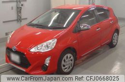 toyota aqua 2017 -TOYOTA--AQUA NHP10-6563135---TOYOTA--AQUA NHP10-6563135-