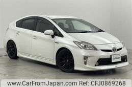 toyota prius 2014 -TOYOTA--Prius DAA-ZVW30--ZVW30-1870747---TOYOTA--Prius DAA-ZVW30--ZVW30-1870747-