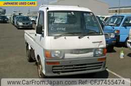 daihatsu-hijet-truck-1996-1700-car_c4f54195-dcb4-47b1-80b7-47d97fd71dfc