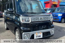 daihatsu wake 2014 GOO_JP_700090373030250129002