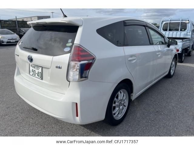 toyota prius-α 2015 CFJ1717357 image 2