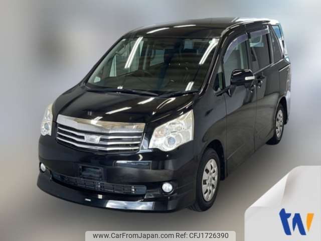 toyota noah 2013 CFJ1726390 image 1