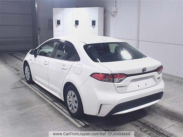 toyota corolla 2019 -TOYOTA--Corolla ZWE211--6013452---TOYOTA--Corolla ZWE211--6013452- image 2