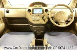 toyota sienta 2004 504928-927703