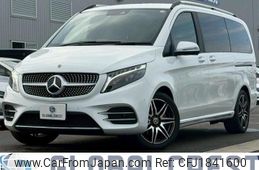 mercedes-benz v-class 2023 CFJ1841600