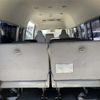 toyota hiace-commuter 2006 MATEL_42603 image 4