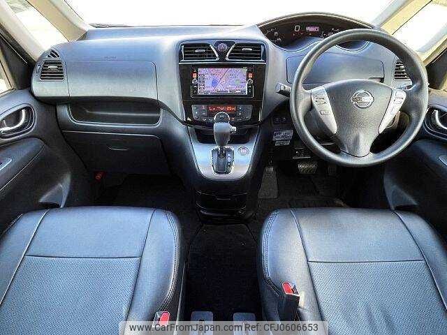 nissan serena 2015 504928-927041 image 1