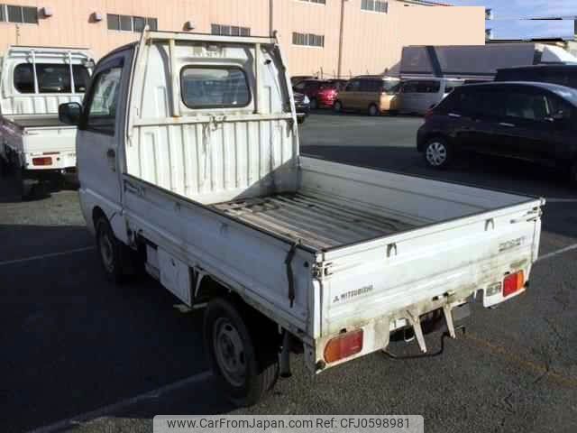 mitsubishi minicab-truck 1996 No.15723 image 2