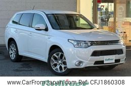 mitsubishi outlander-phev 2014 CFJ1860308