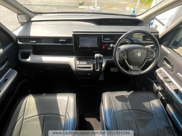 honda stepwagon-spada 2016 CFJ1816296 image 2