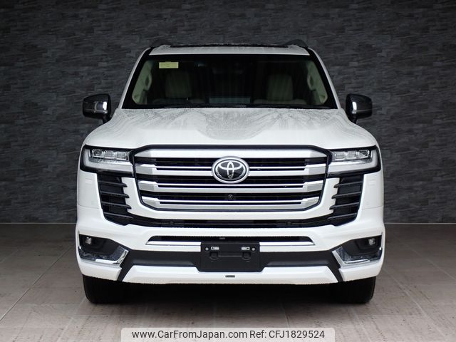 toyota land-cruiser 2023 CFJ1829524 image 2