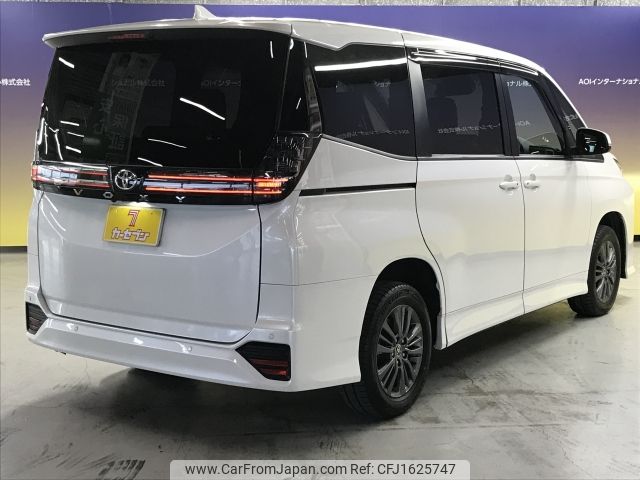 toyota voxy 2022 CFJ1625747 image 2