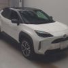 toyota yaris-cross 2024 CFJ1751581 image 1