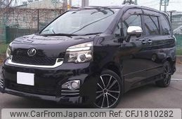 toyota voxy 2010 CFJ1810282