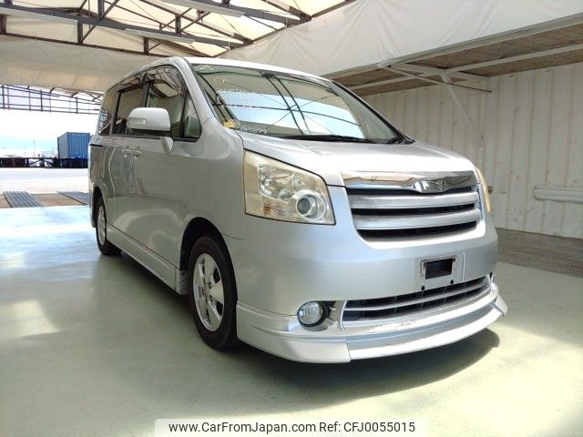 toyota noah 2007 ENHANCEAUTO_1_ea285874 image 1