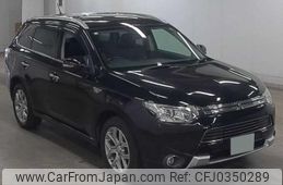 mitsubishi outlander-phev 2014 quick_quick_DLA-GG2W_0101674