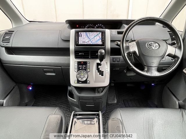 toyota voxy 2010 -TOYOTA--Voxy DBA-ZRR70W--ZRR70-0308569---TOYOTA--Voxy DBA-ZRR70W--ZRR70-0308569- image 2