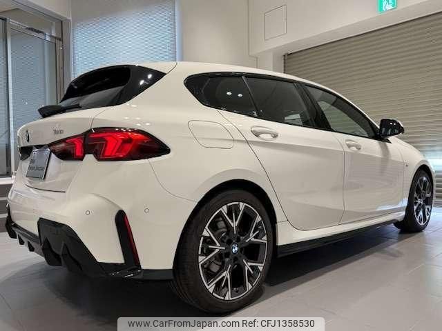 bmw 1-series 2024 quick_quick_3AA-82GE15_WBA82GE0207R49052 image 2
