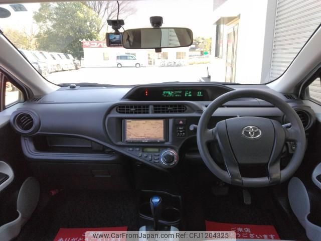toyota aqua 2012 quick_quick_NHP10_NHP10-6105696 image 2